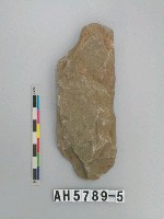 藏品(打製石斧)的圖片